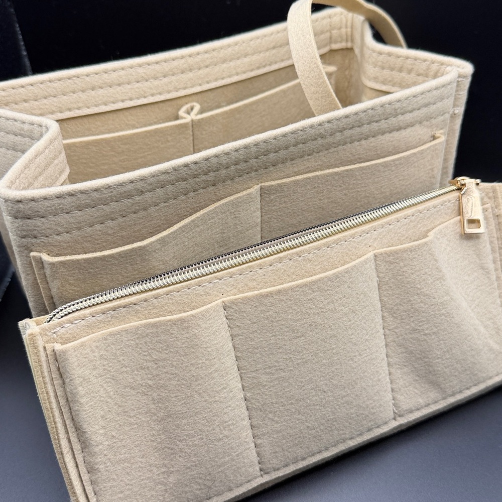 MCM at it finest - Picture 5 of 7